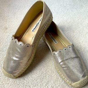 Karl Lagerfeld flat shoes